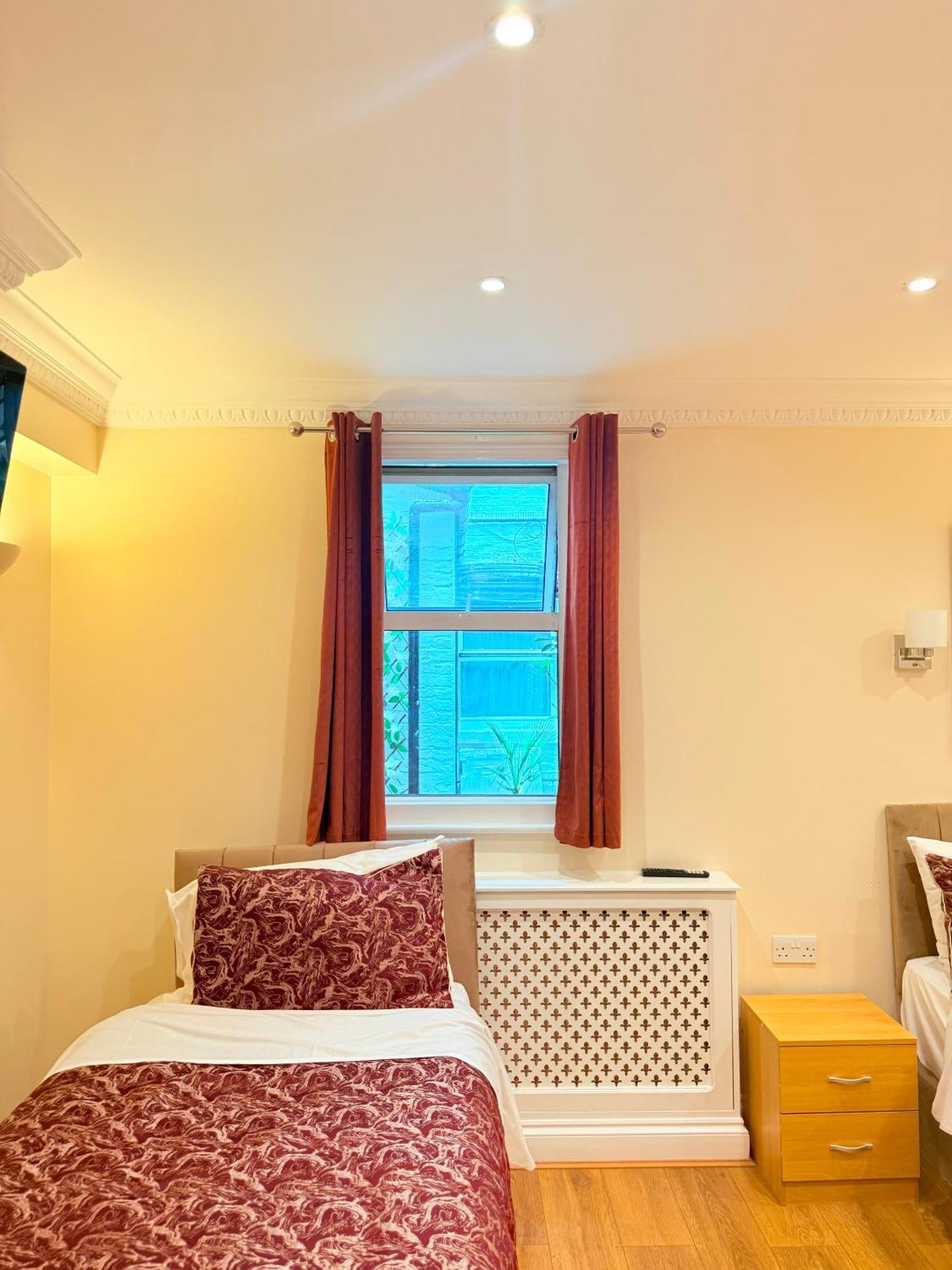 Gasthof Europa House Hotel, Paddington London