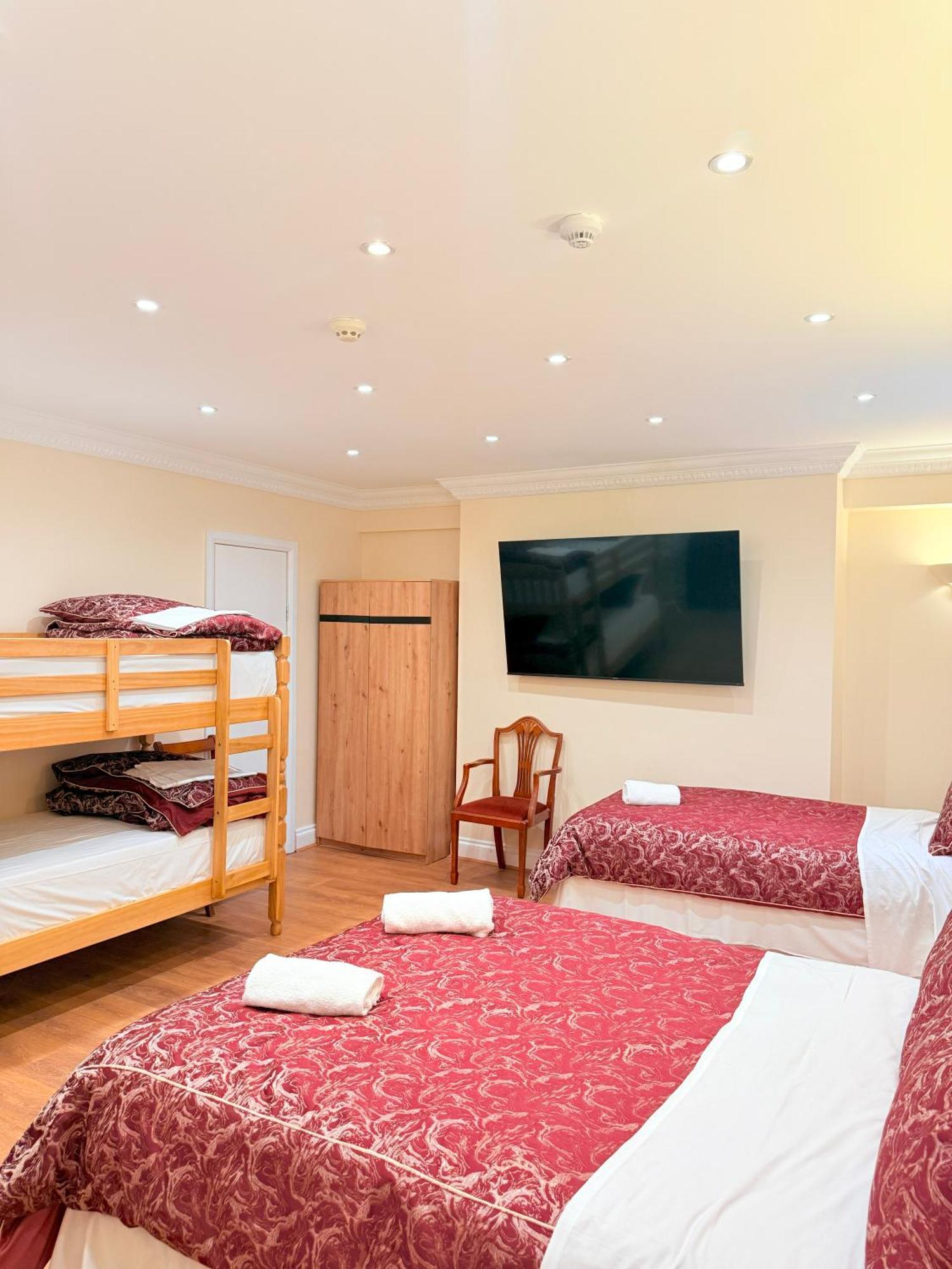 Europa House Hotel, Paddington 2*